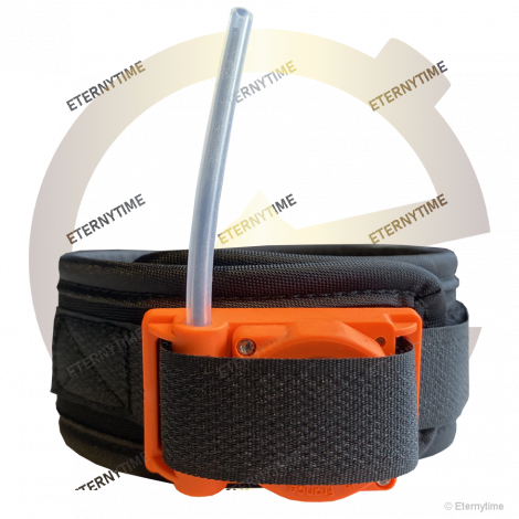 Banda de neopreno con velcro.